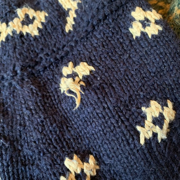 VINTAGE ralph lauren blue and cream snow flake knit sweater - Picture 6 of 6